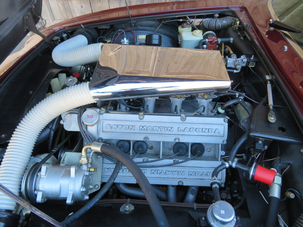 Aston Martin V8 Volante Cabriolet