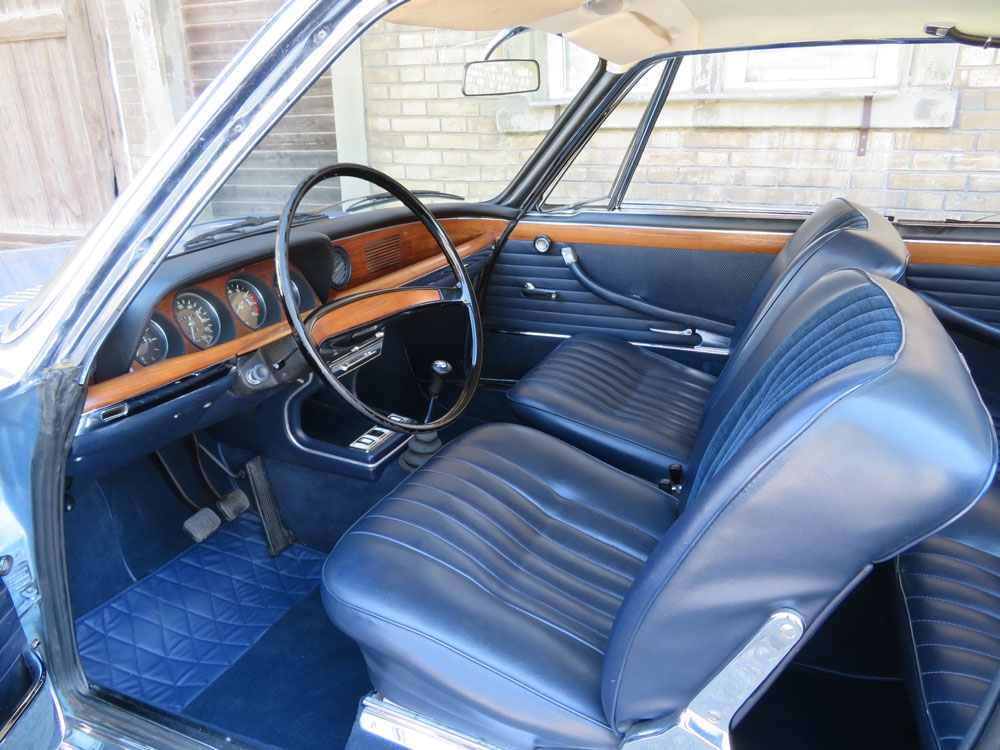 BMW 2000 CS Coupé
