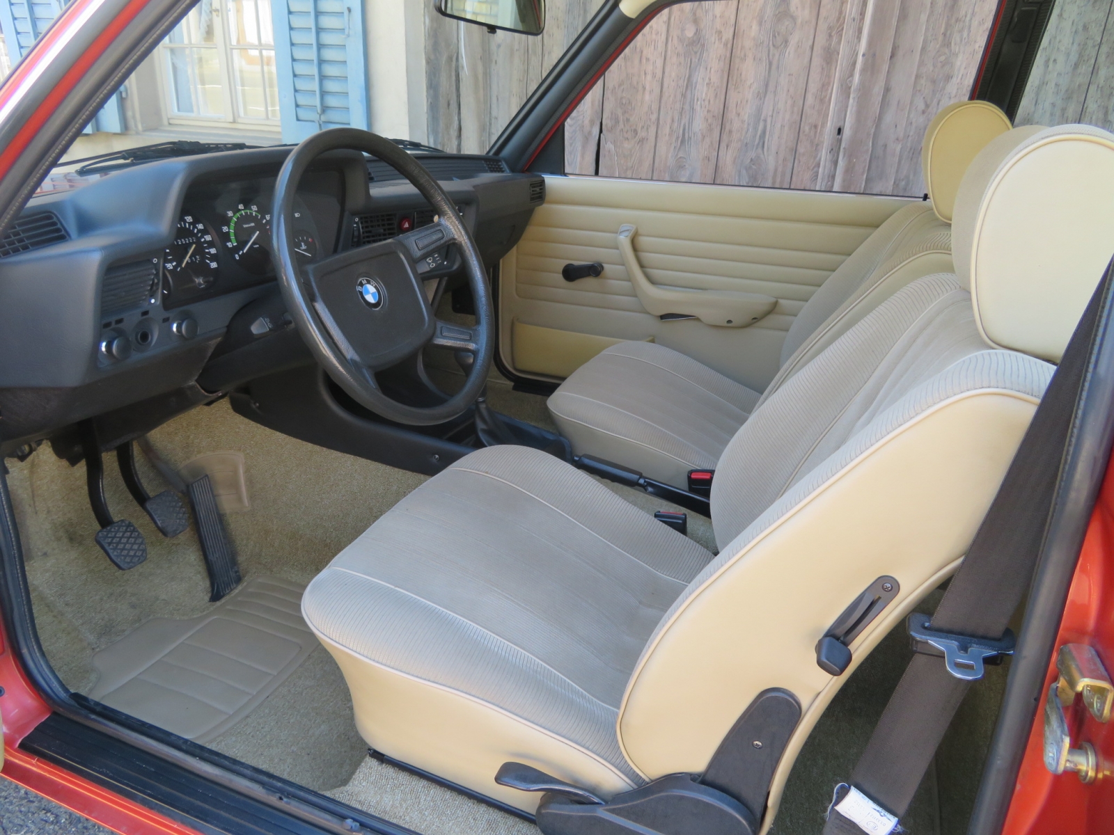 BMW 318i Limousine
