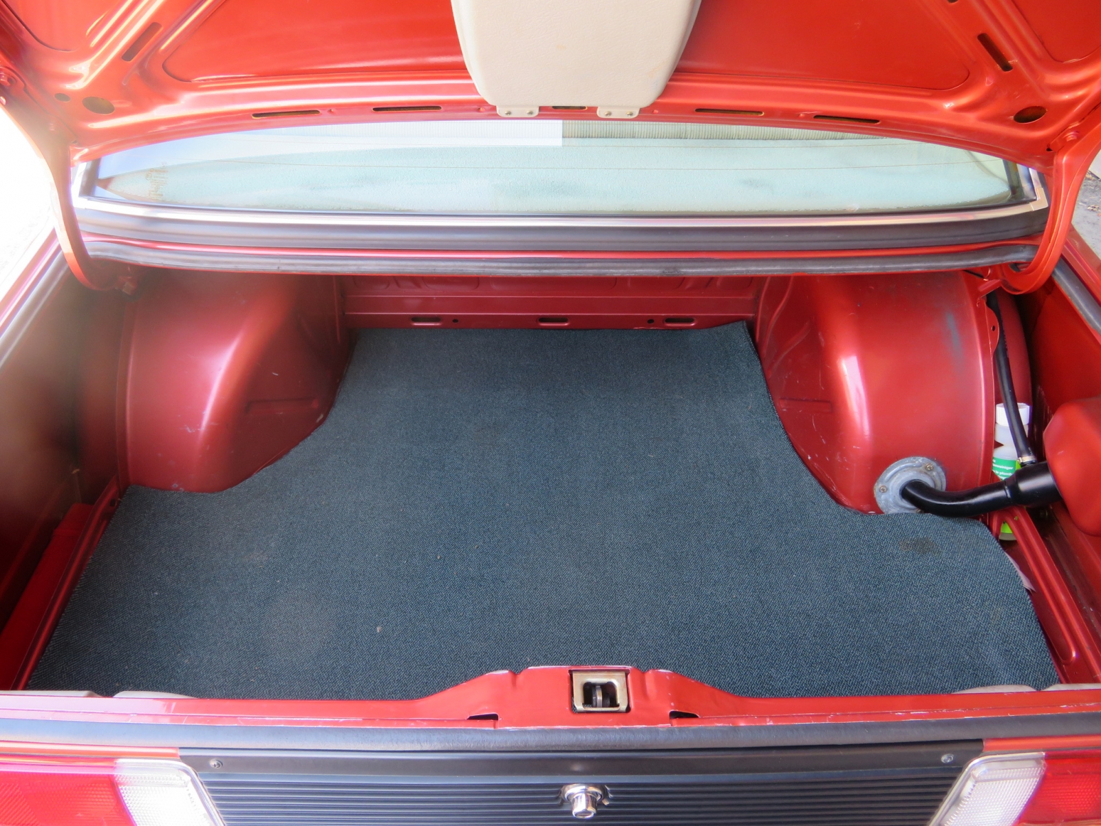 BMW 318i Limousine