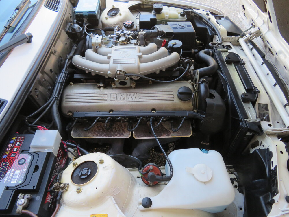 BMW 320i Cabriolet