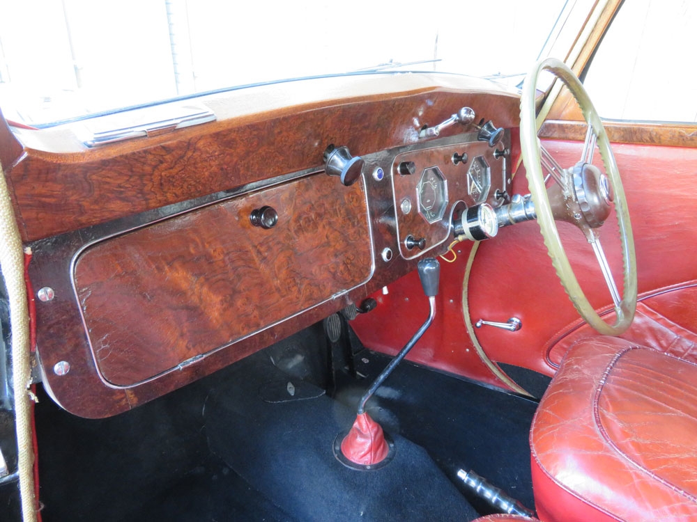 MG YA Limousine