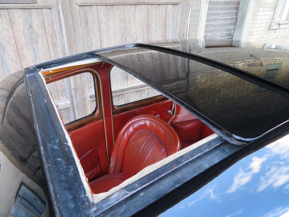 MG YA Limousine