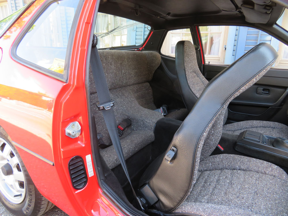 Porsche 924 Coupé