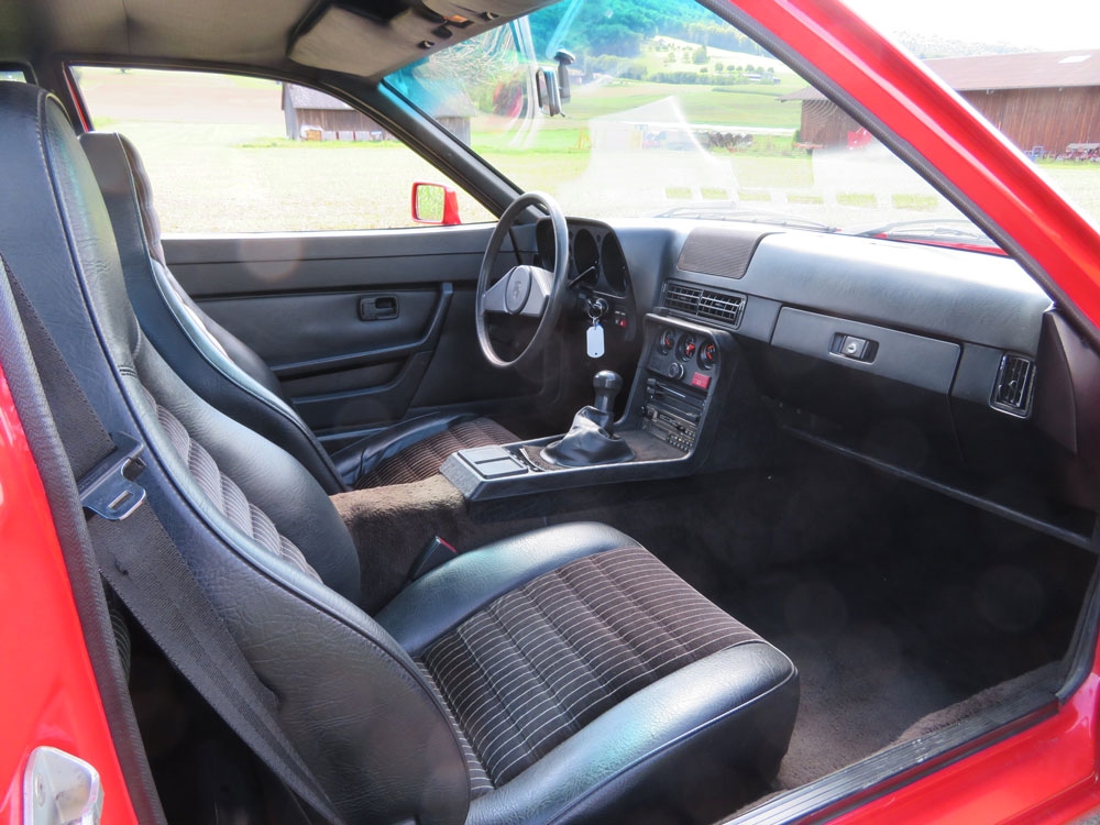 Porsche 924 Coupé