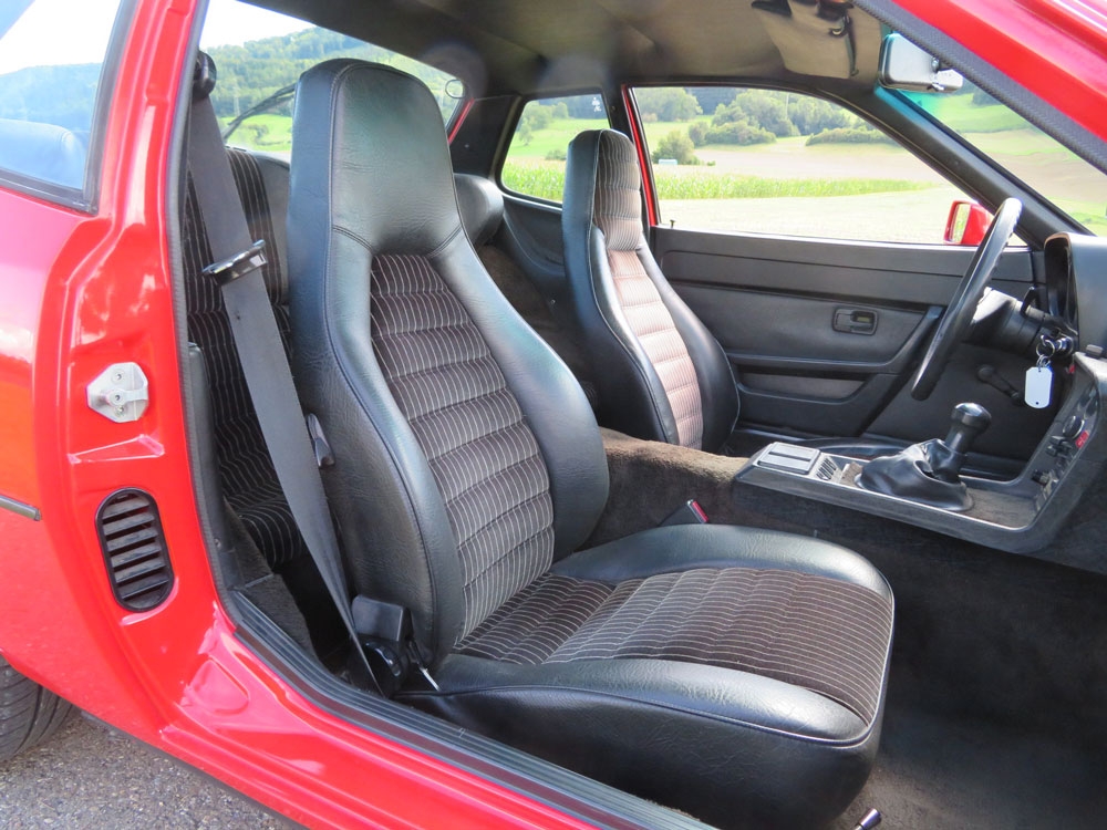 Porsche 924 Coupé