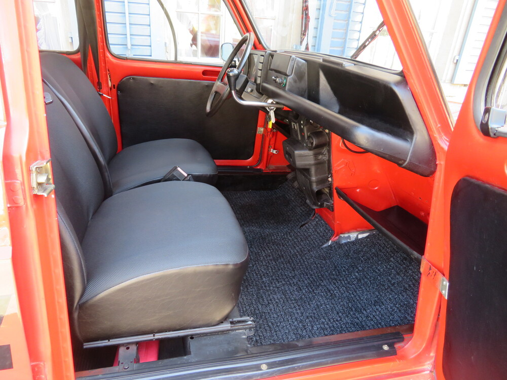 Renault R4 Sinpar (4x4) Limousine