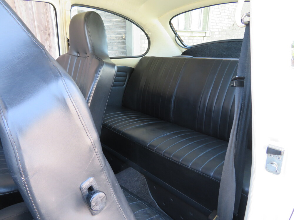 VW Käfer Limousine